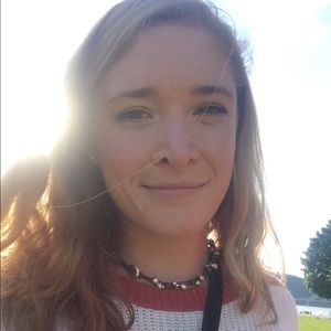 Meet your Posher, Courtney